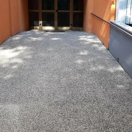 11 Glinskova Ploscad Apartma